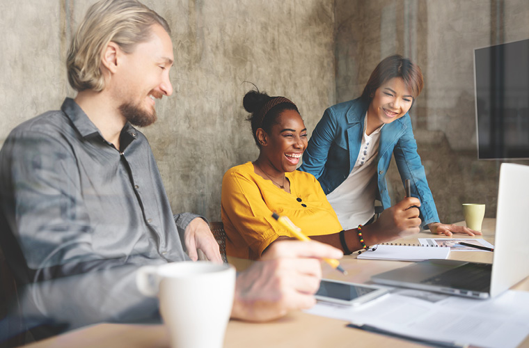 Fertig mit der Ausbildung oder dem Studium oder noch ganz am Anfang der Karriere? Wir haben den passenden Job für Berufseinsteigerinnen und Berufseinsteiger. Ostertag DeTeWe GmbH als Arbeitgeber